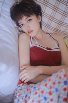 《超级国王游戏》电影在线观看
